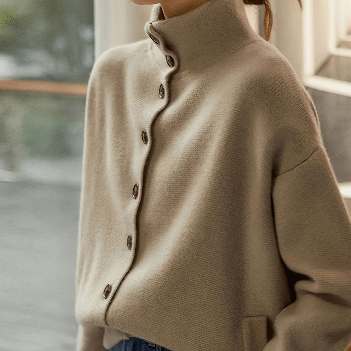 Autumn/Winter Women's Versatile Solid Color Casual Single-Button Stand Collar Long Sleeve Knit Cardigan, Elegant and Simple