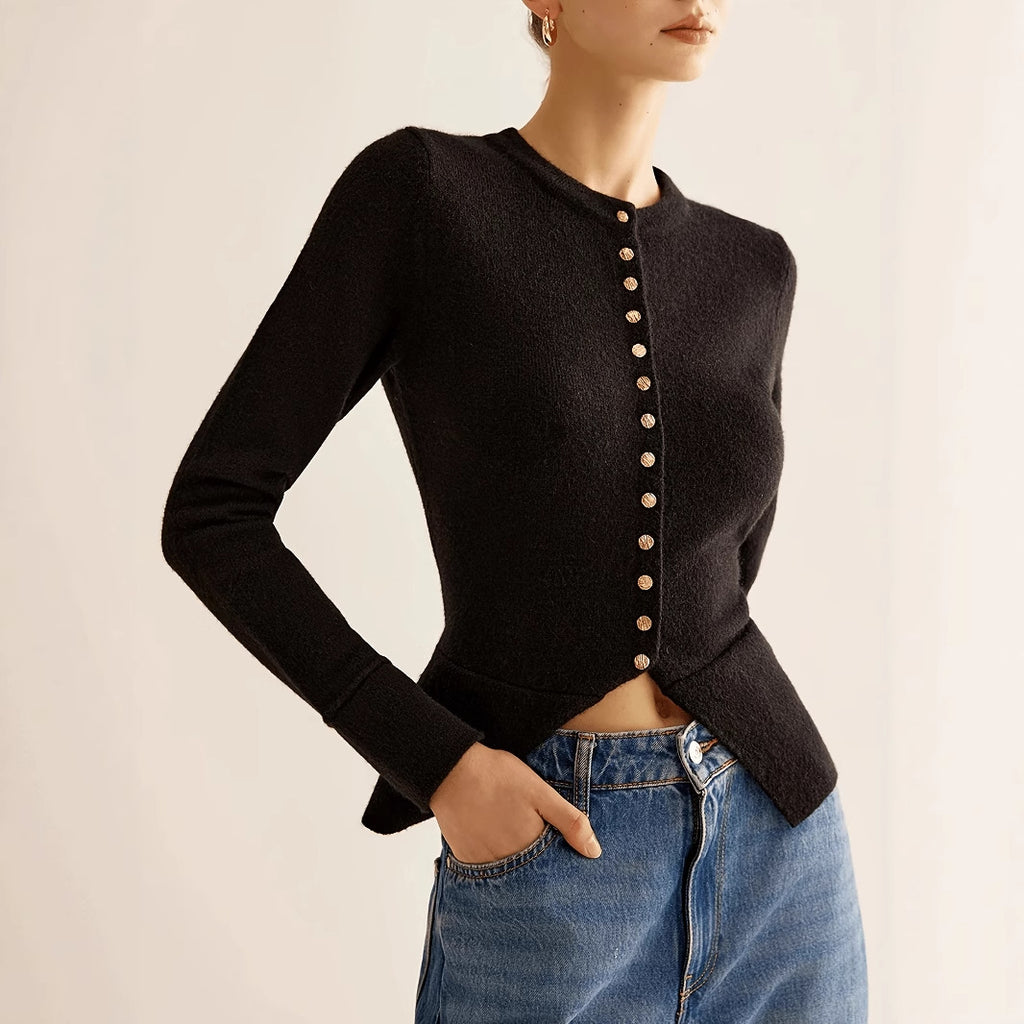 Autumn/Winter Women's Knitted Cardigan with Buttons, Fashionable, Elegant, Versatile Sweater