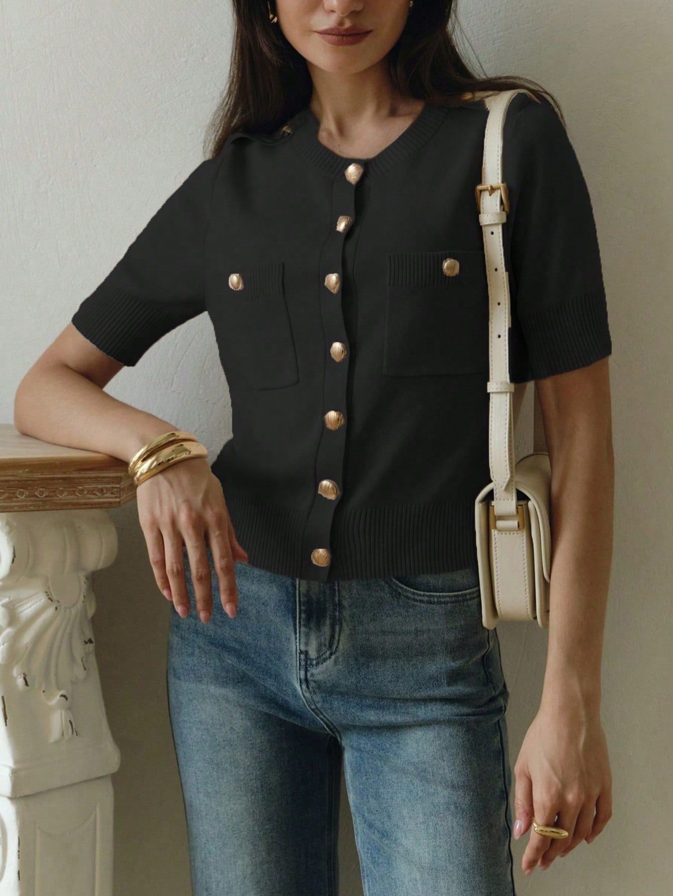 Elegant Knitted Cardigan with Metal Button and Double Pockets, Simple and Stylish Round Neck Top