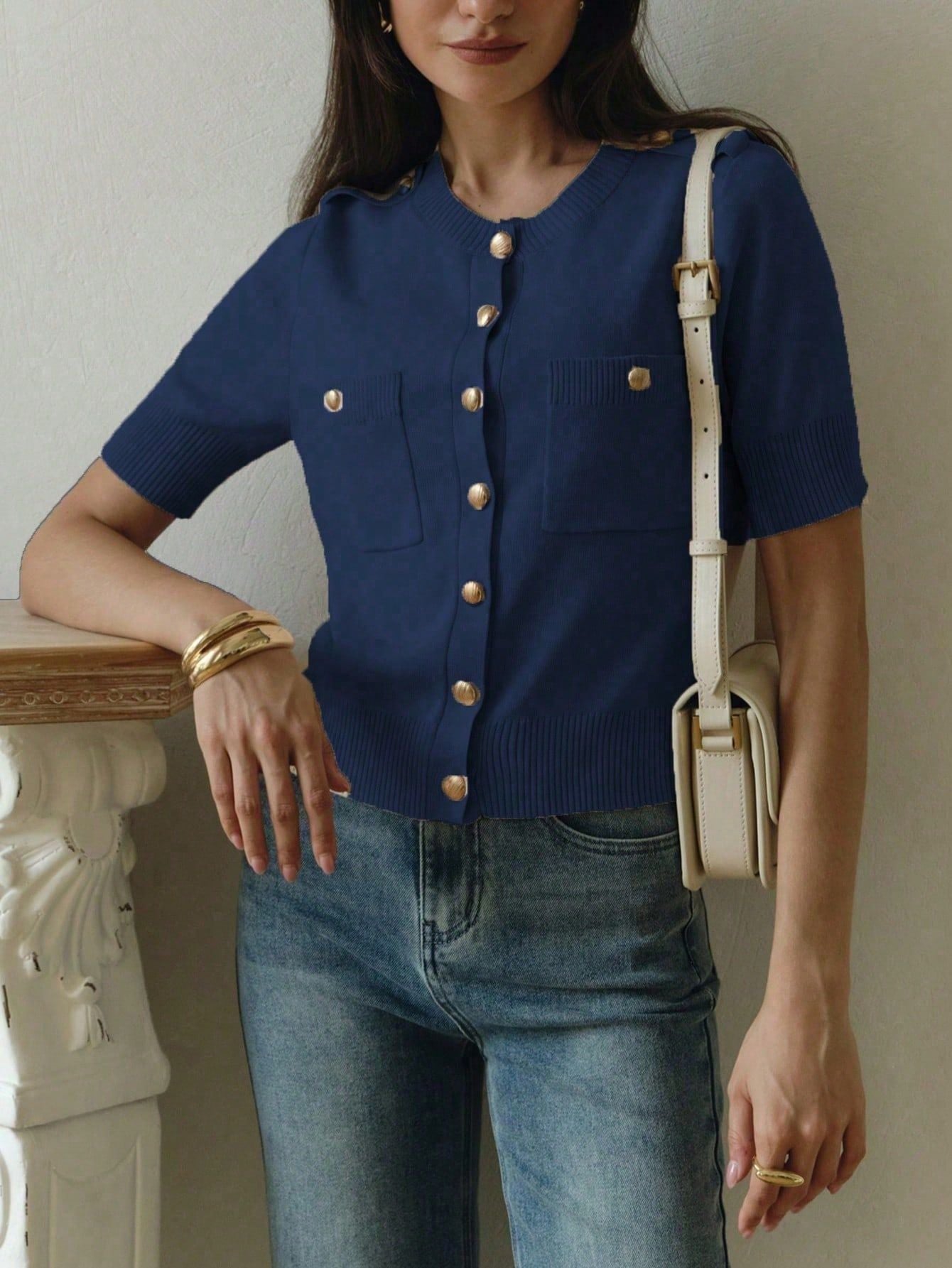 Elegant Knitted Cardigan with Metal Button and Double Pockets, Simple and Stylish Round Neck Top