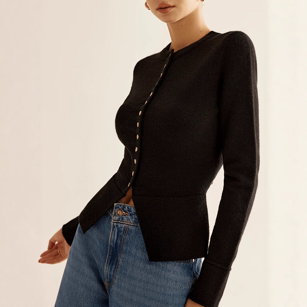Autumn/Winter Women's Knitted Cardigan with Buttons, Fashionable, Elegant, Versatile Sweater