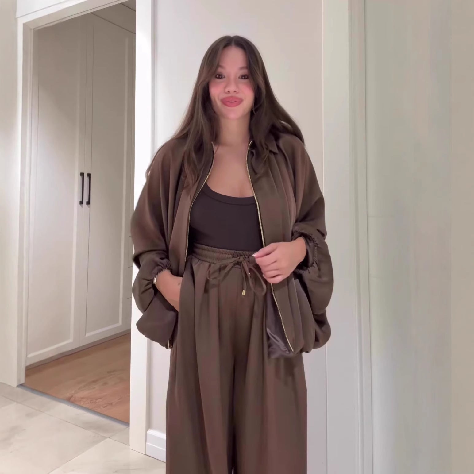 Relaxed Jacket & Wide-Leg Pants Set