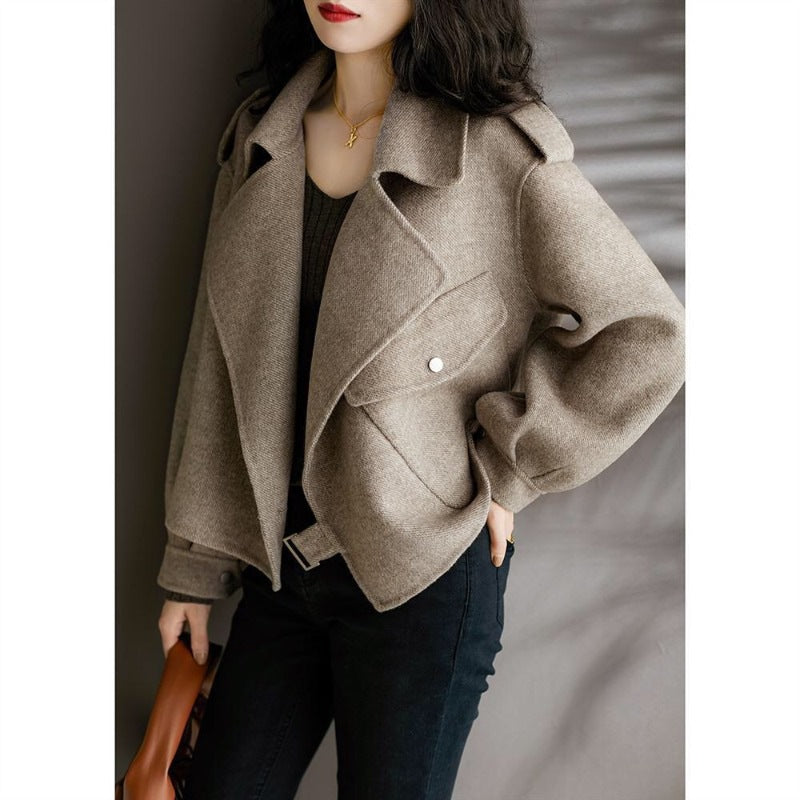Italian Women's Wool Blazer Short Coat, Elegant and Stylish, Autumn Outerwear