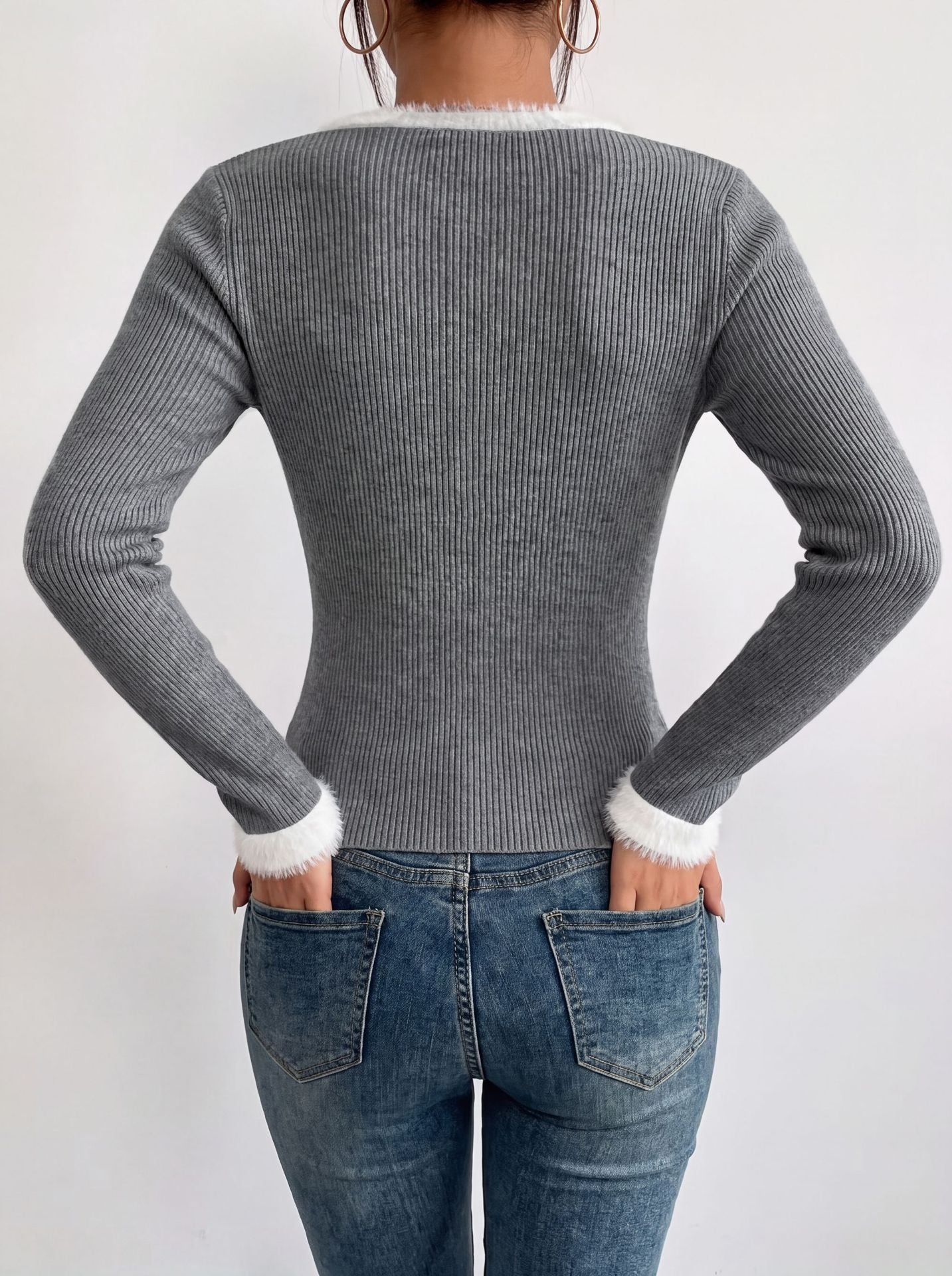 Women’s Ribbed Knit Long Sleeve Sweater – Gray