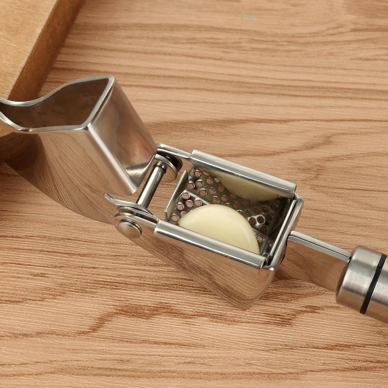 Durable Stainless Steel Garlic Press Crusher Squeezer Masher Home Kitchen Mincer Tool Silver
