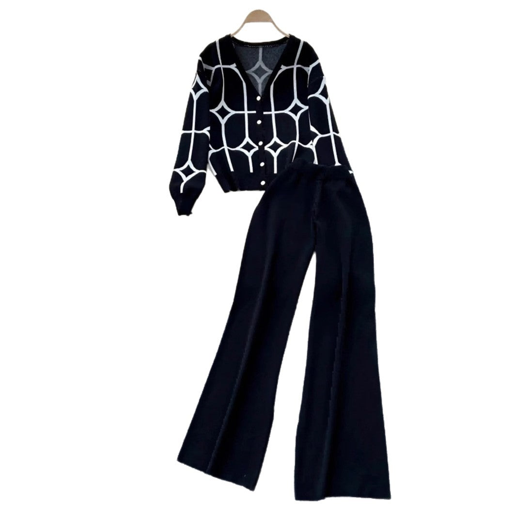 Chic Knit Two-Piece Set for Women, Floral Pattern V-Neck Cardigan, Fashionable and Versatile Outfit