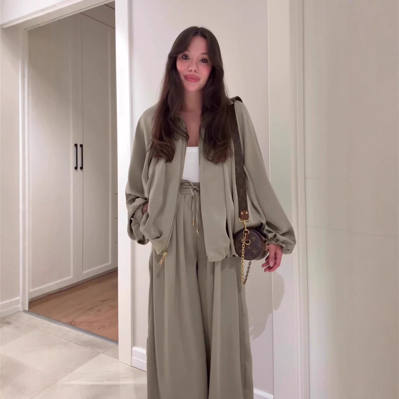 Relaxed Jacket & Wide-Leg Pants Set