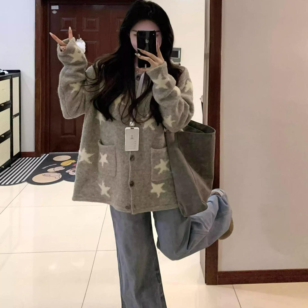Gray Sweater Coat for Women Autumn Winter New Flip Collar Star Design Knit Cardigan Short Height Top