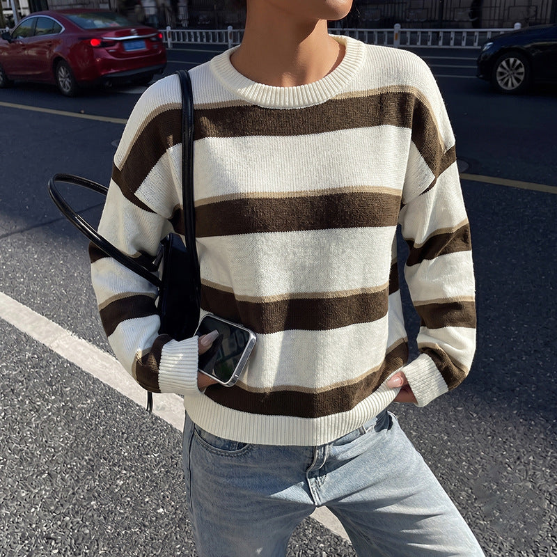 Loose long sleeved round neck striped sweater