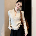 French Brown Cable Knit V-Neck Knitwear Top for Women, Spring and Autumn, Beautiful Inner Layer Sweater, Elegant Short Sleeve Upper