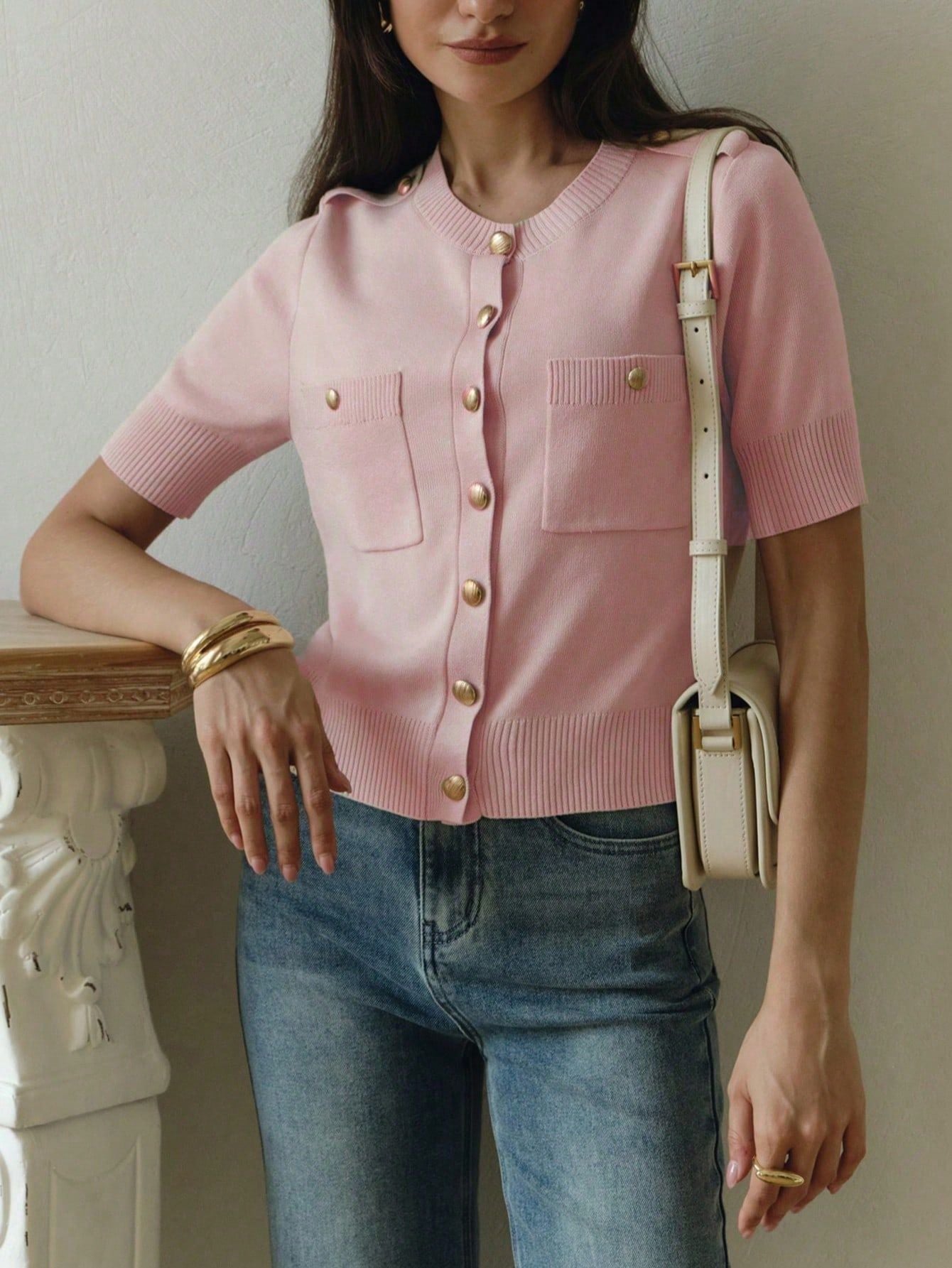 Elegant Knitted Cardigan with Metal Button and Double Pockets, Simple and Stylish Round Neck Top