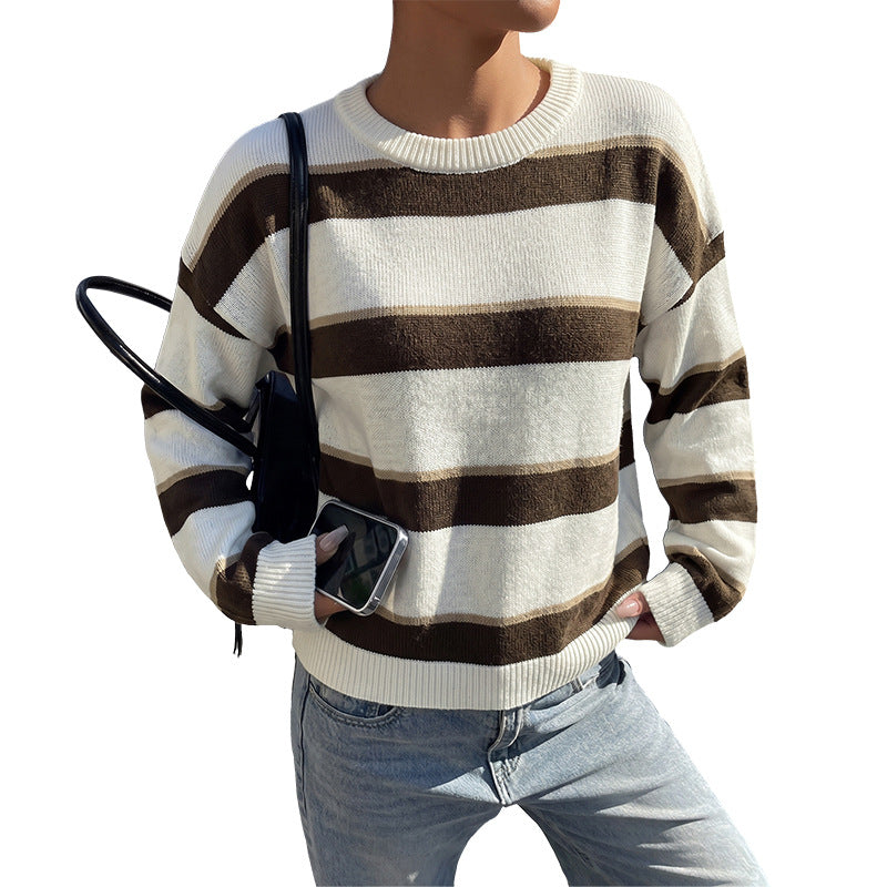 Loose long sleeved round neck striped sweater
